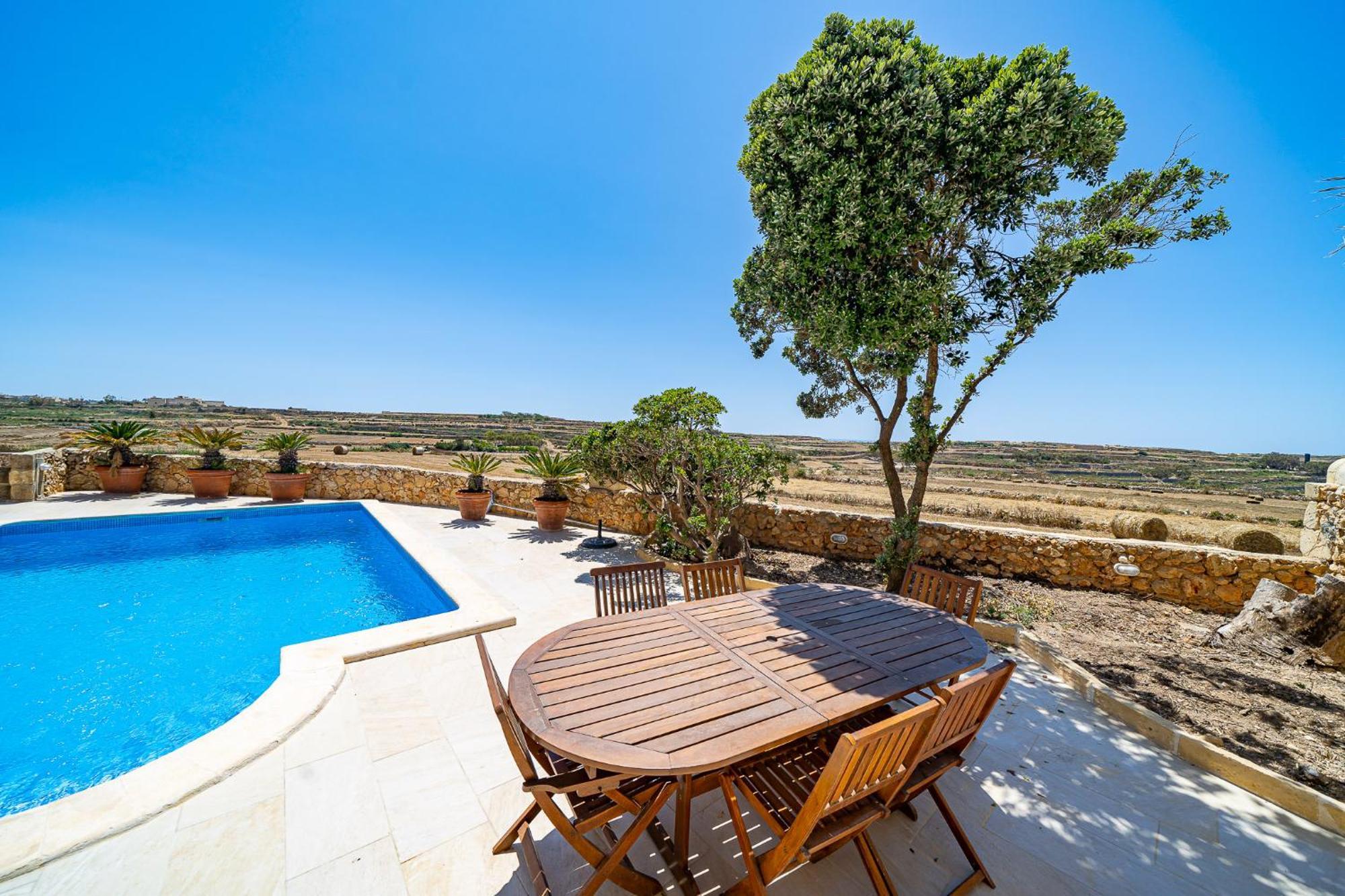 Lonza Gharb Farmhouse Εξωτερικό φωτογραφία