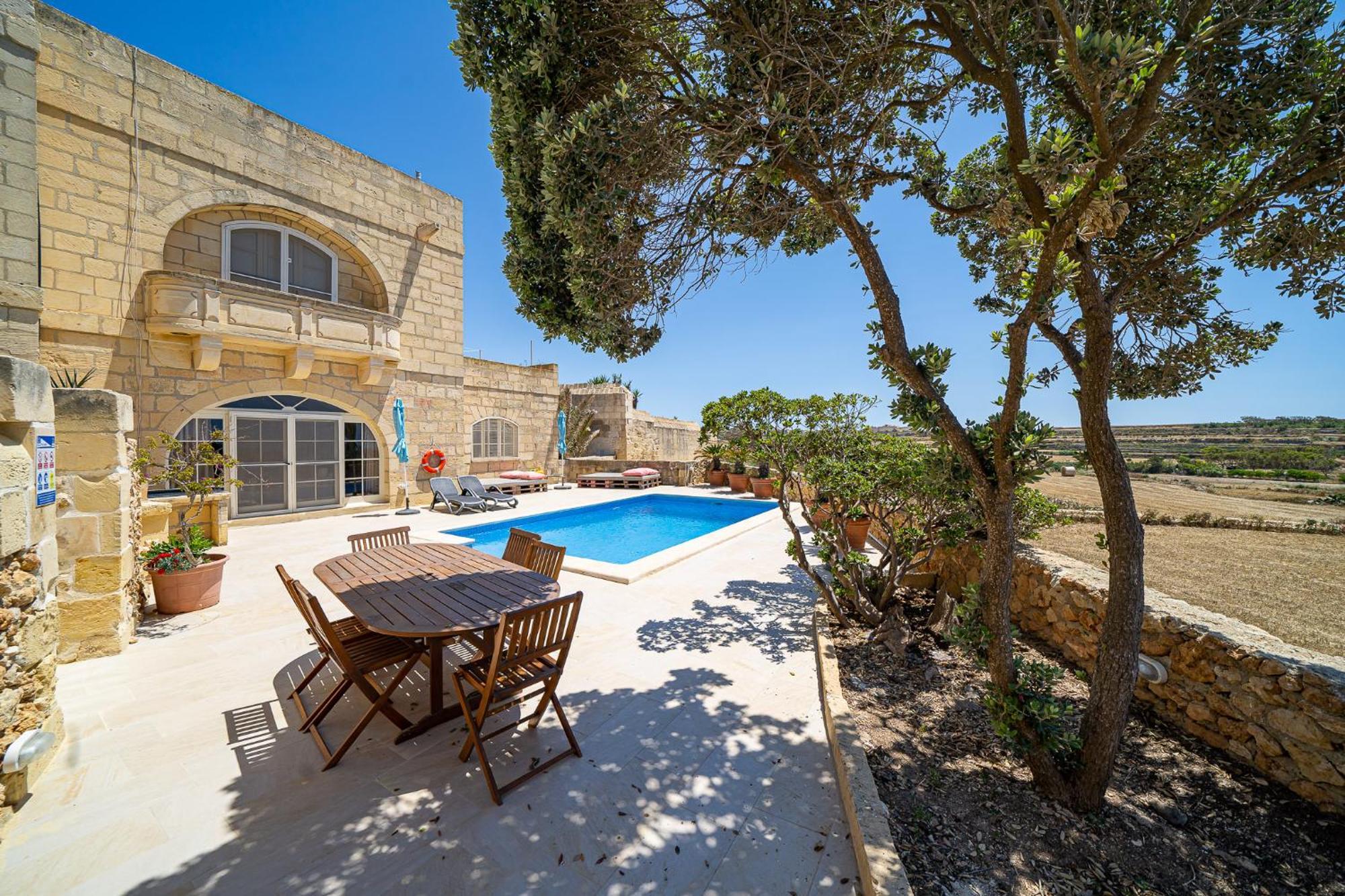 Lonza Gharb Farmhouse Εξωτερικό φωτογραφία