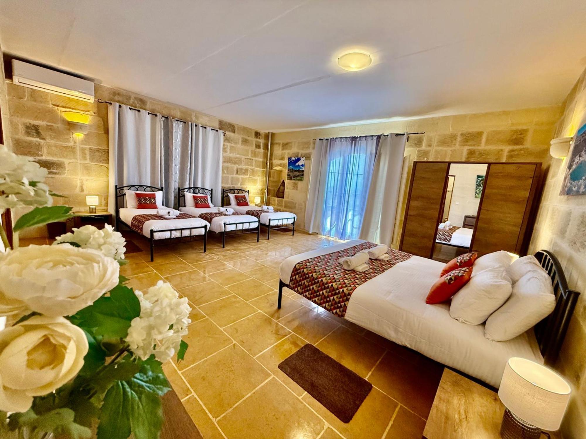 Lonza Gharb Farmhouse Εξωτερικό φωτογραφία
