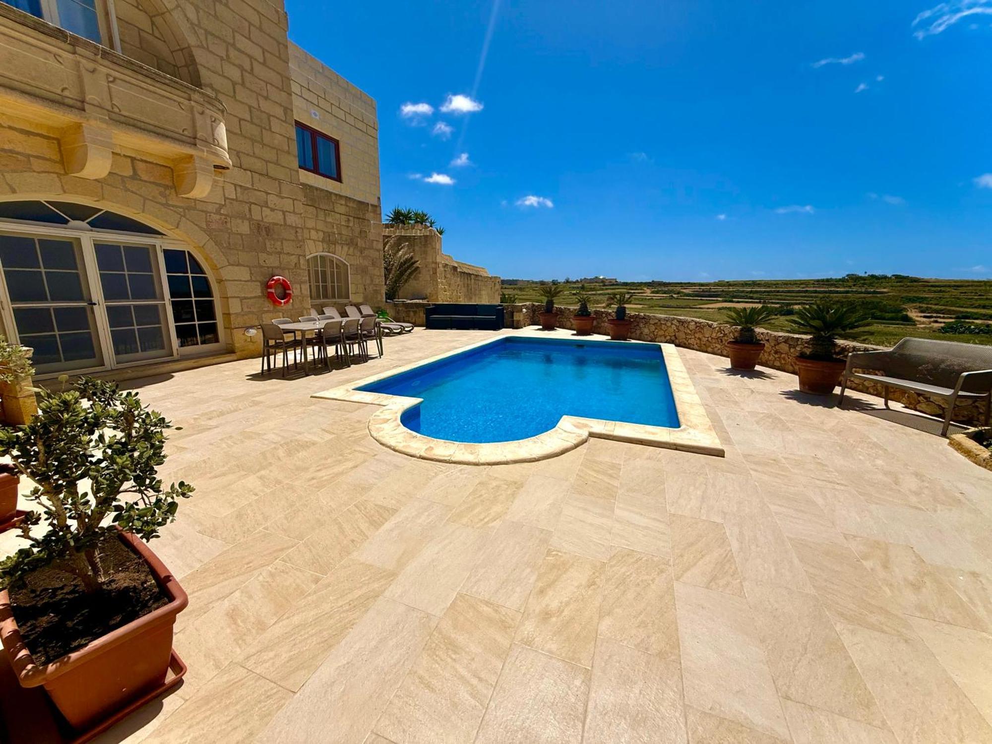 Lonza Gharb Farmhouse Εξωτερικό φωτογραφία